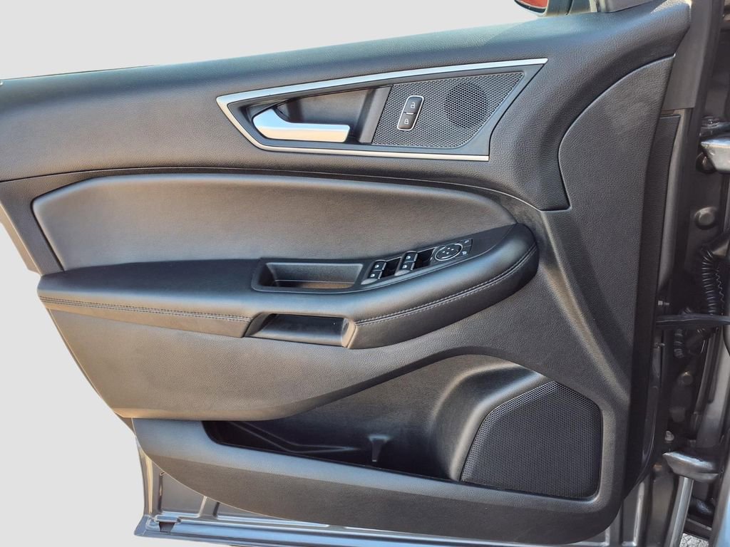 Used 2024 Ford Edge SEL w/ Convenience Package image 27