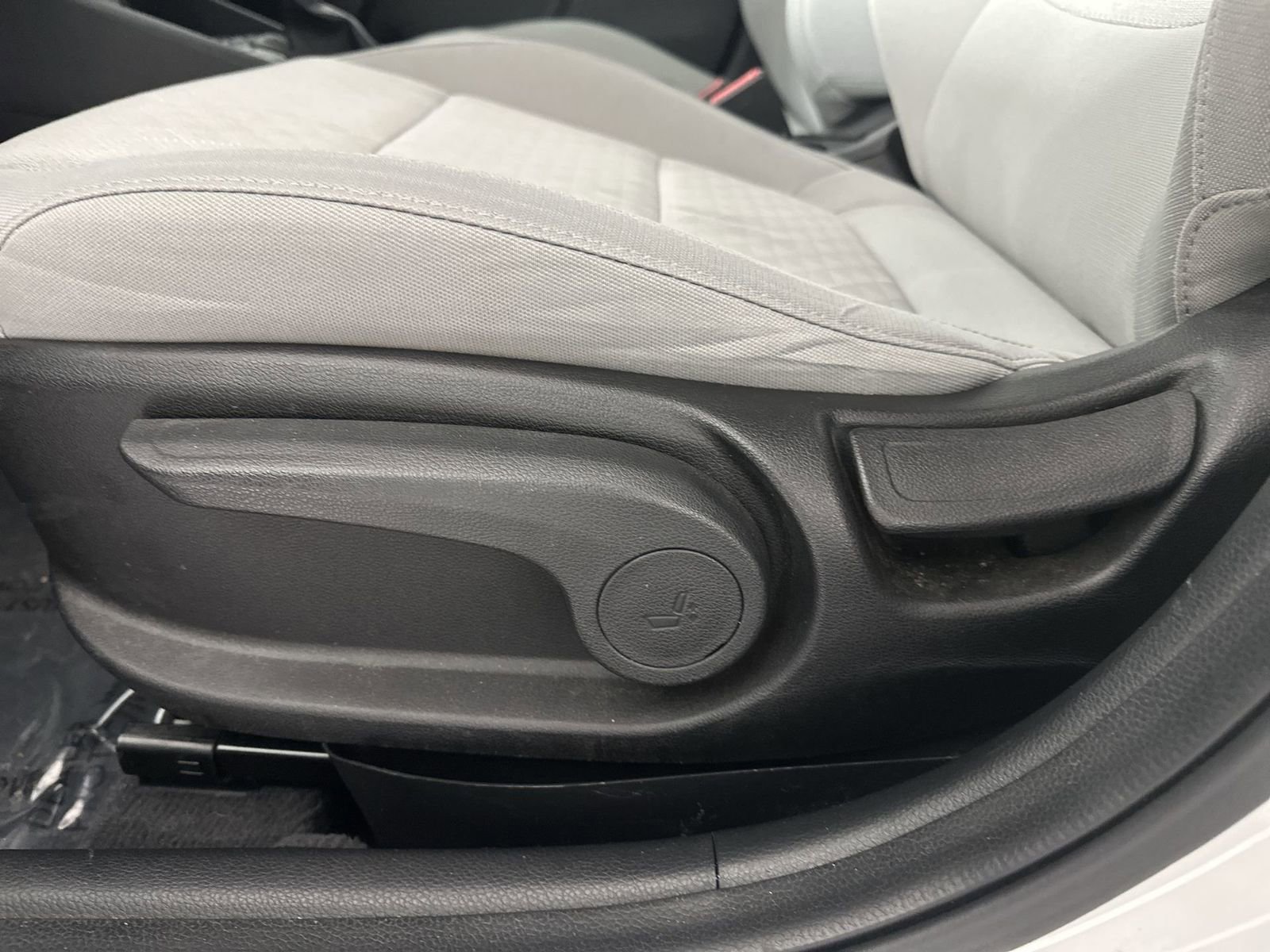 Used 2018 Kia Rio LX image 16