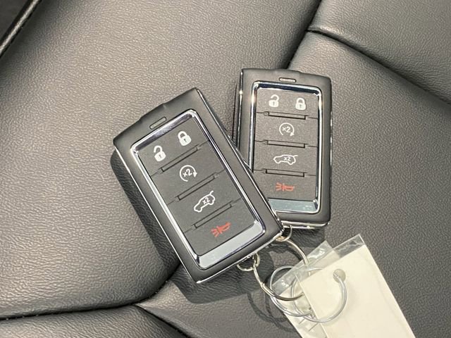 New 2025 Jeep Grand Cherokee L Limited w/ Black Appearance Package image 30