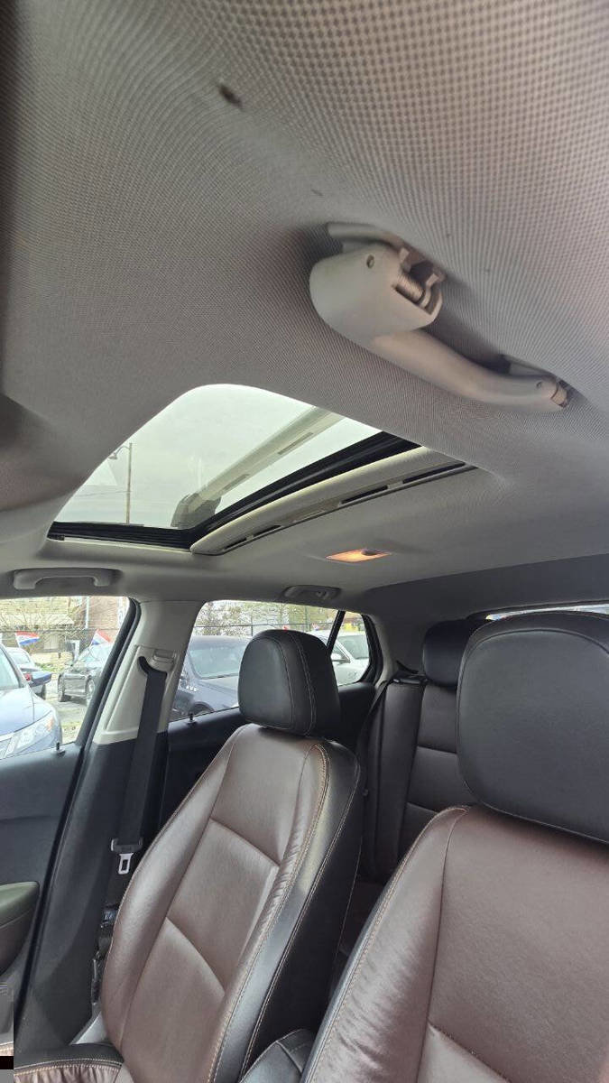 Used 2015 Chevrolet Trax LTZ w/ LPO, Protection Package AWD/4WD image 7