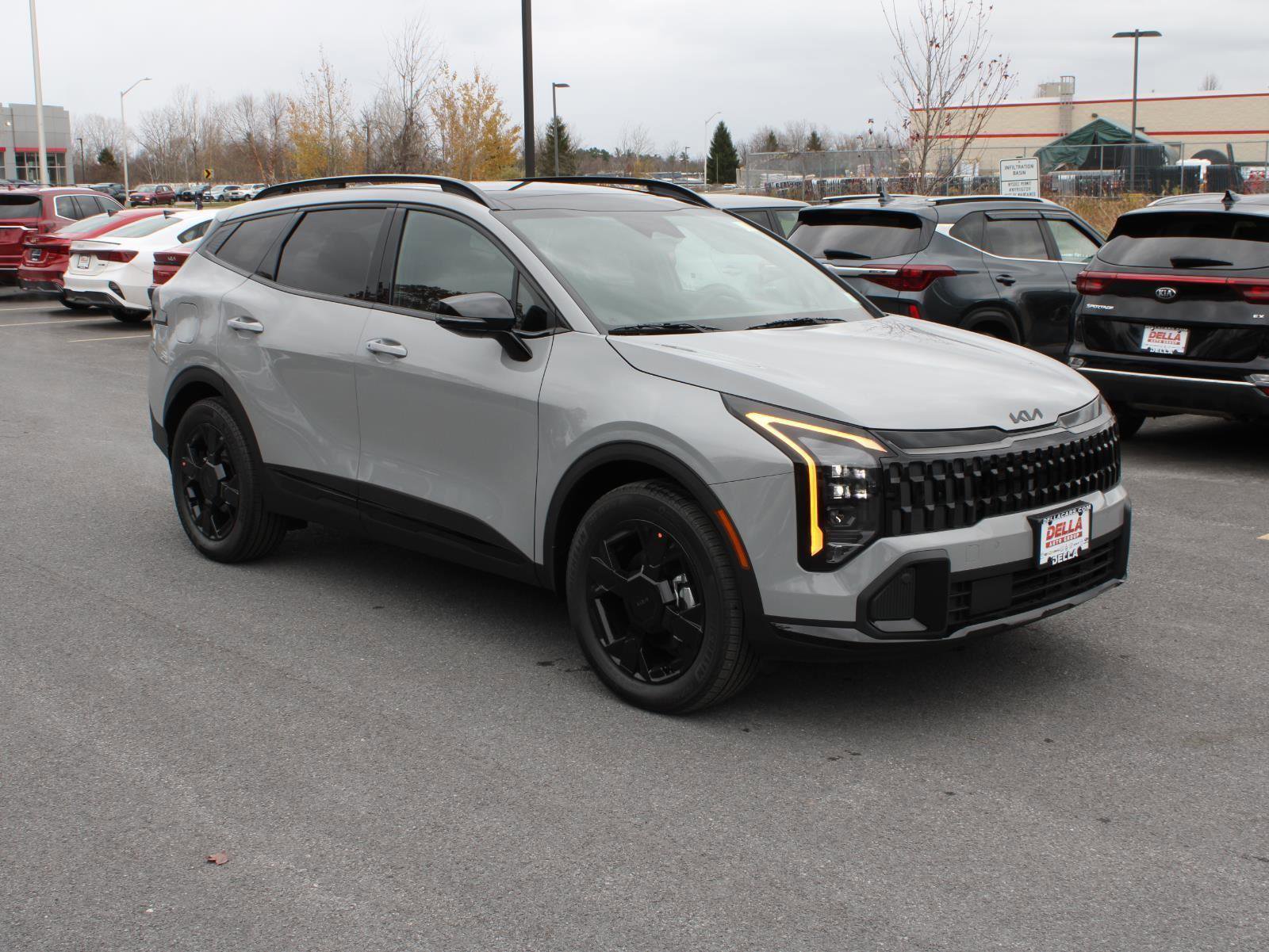 New 2026 Kia Sportage X-Line image 3