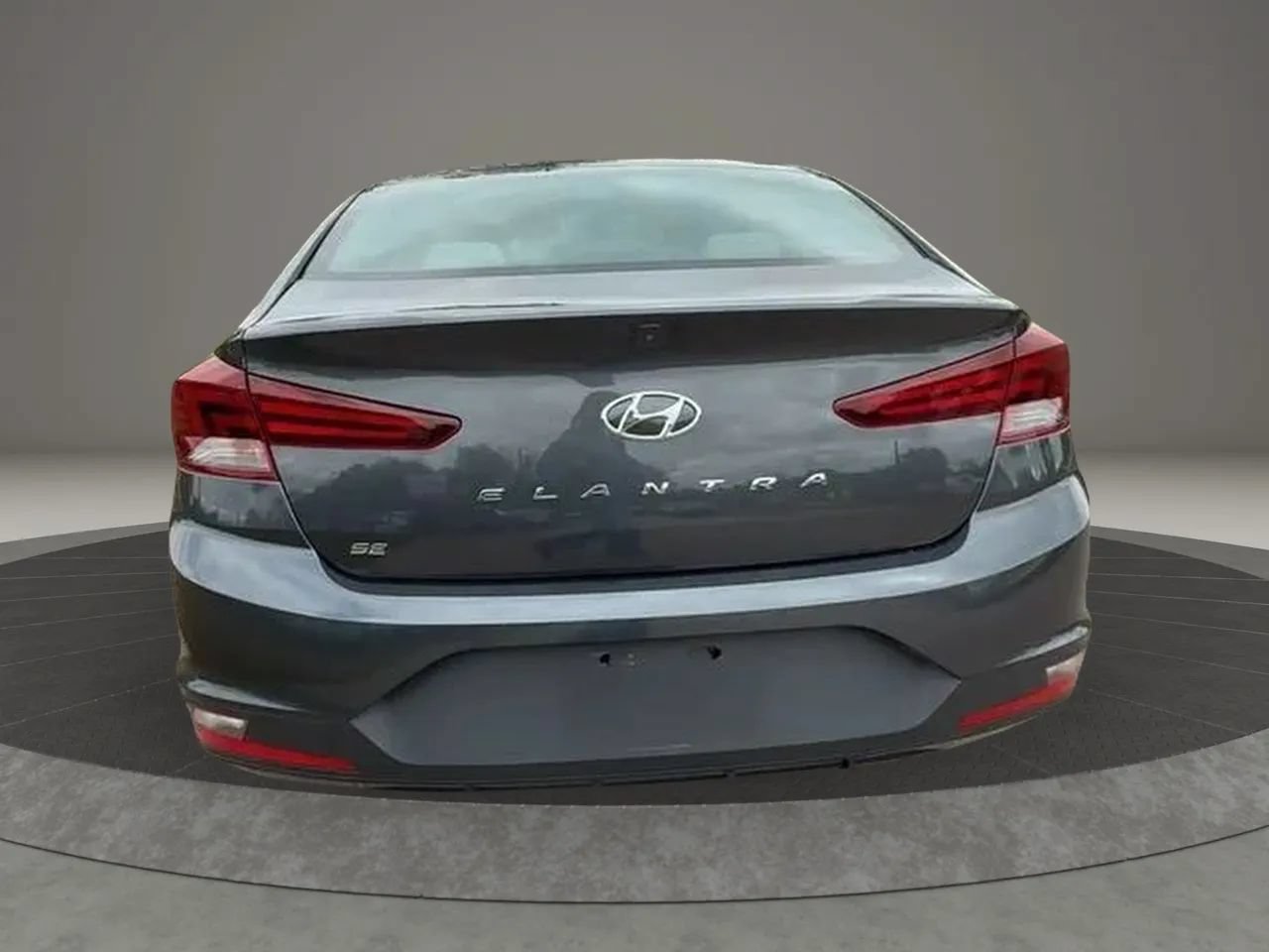 Used 2020 Hyundai Elantra SE FWD image 5