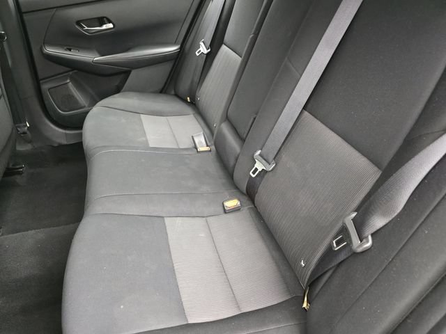 Used 2022 Nissan Sentra SV FWD image 15