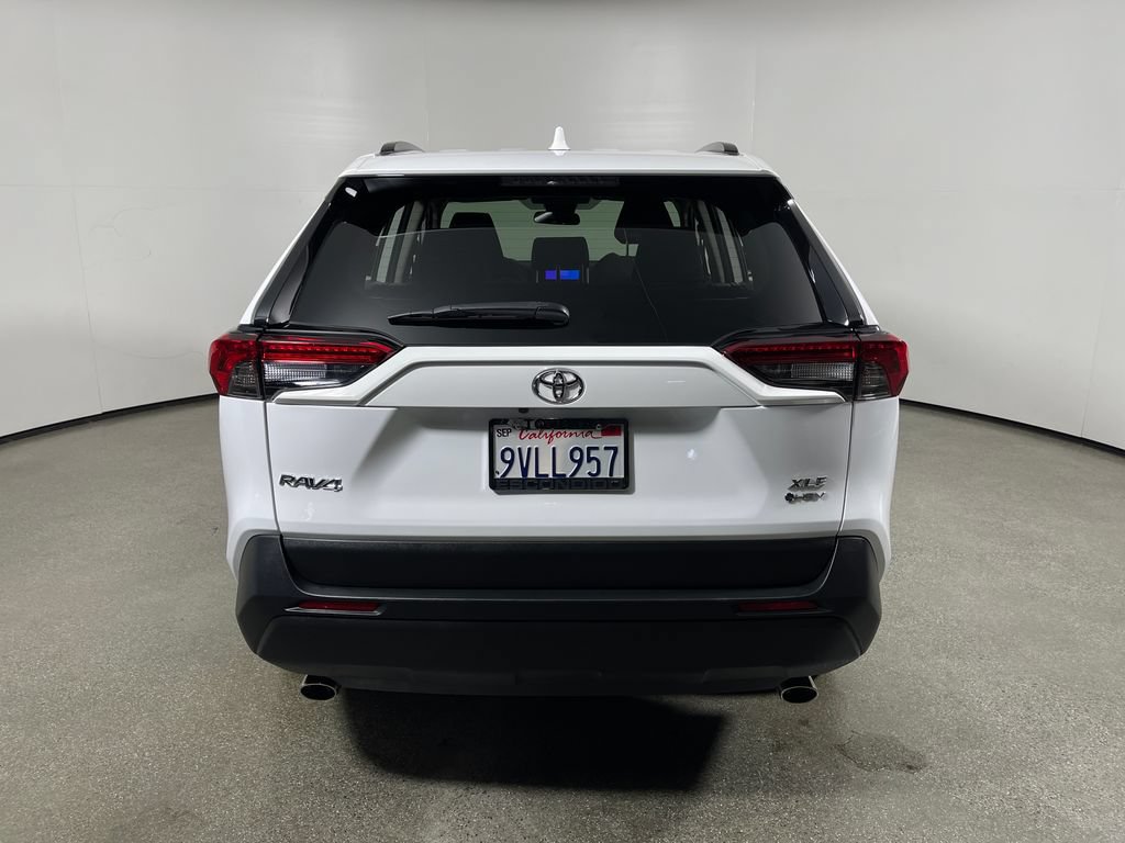 Certified 2025 Toyota RAV4 XLE AWD/4WD image 4