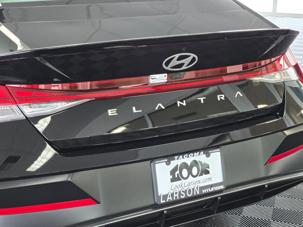 New 2026 Hyundai Elantra SEL Sport image 14