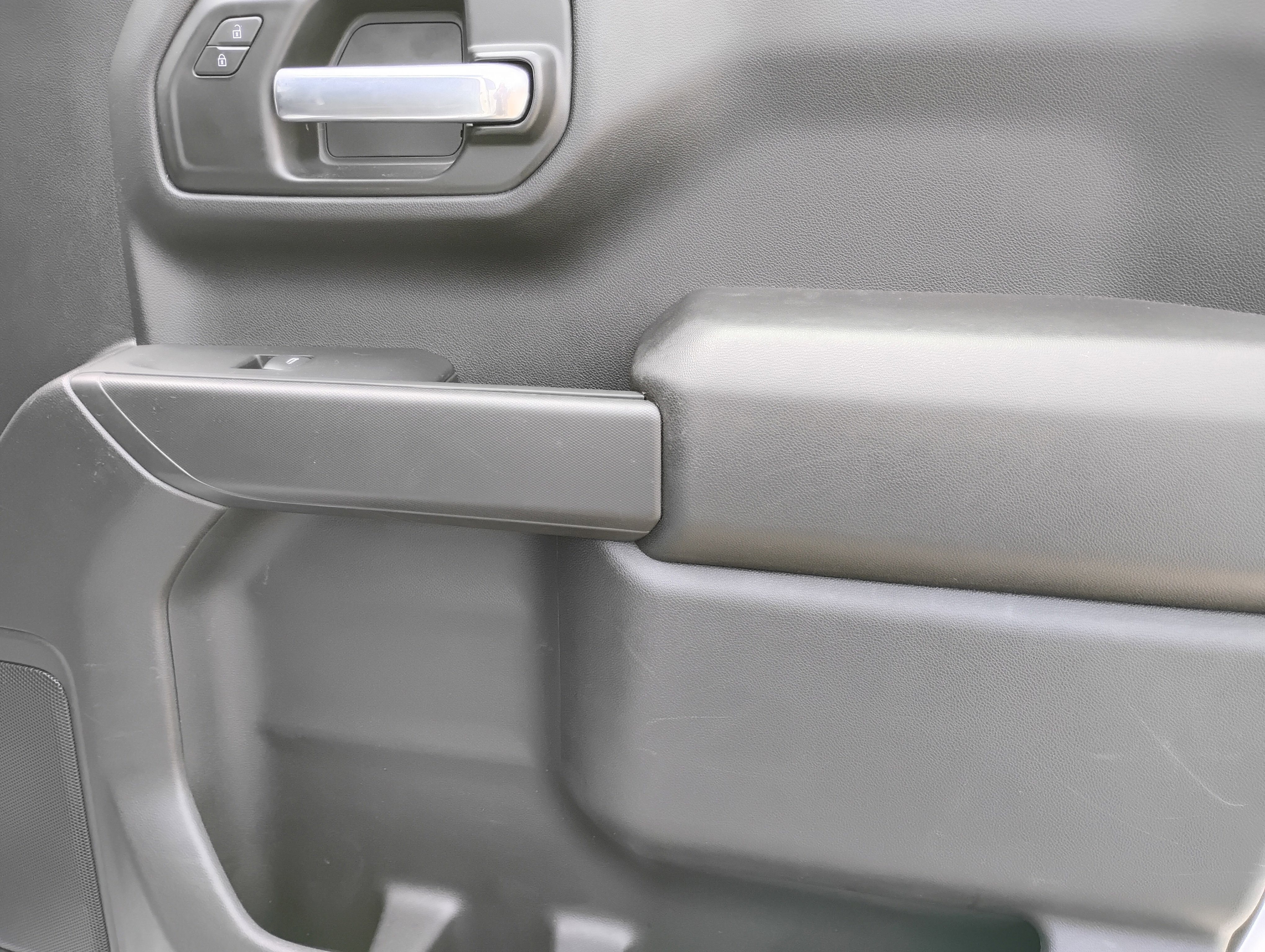 Used 2022 Chevrolet Silverado 1500 Custom AWD/4WD image 20