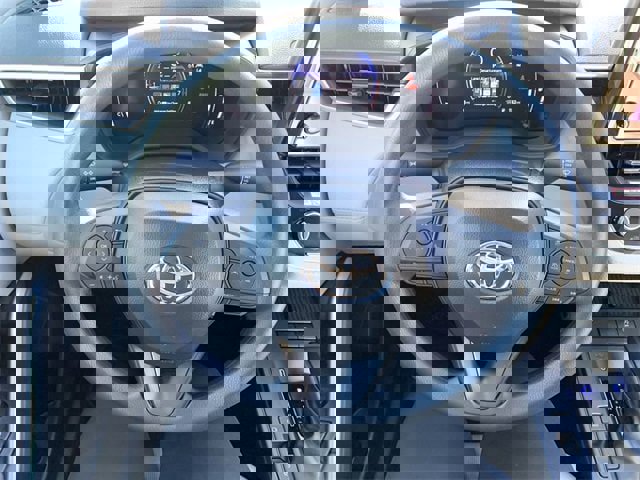 New 2026 Toyota Corolla Cross L image 19