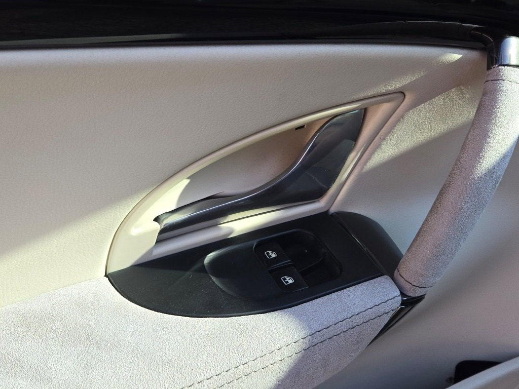 Used 2018 Maserati GranTurismo Sport image 14