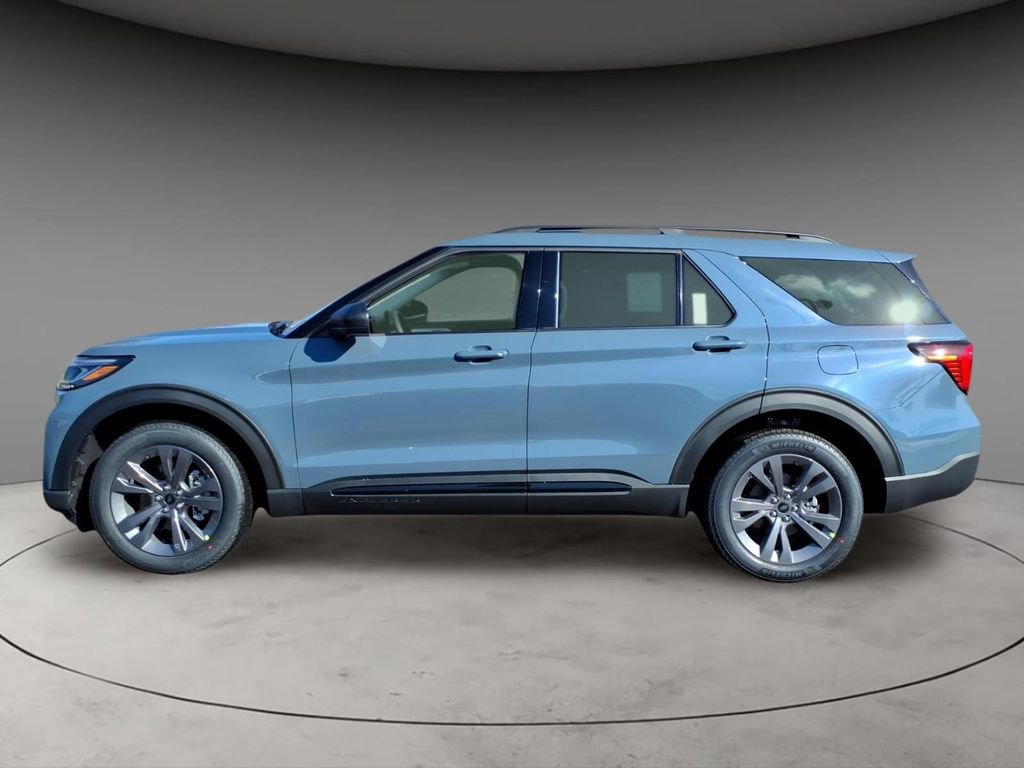 New 2026 Ford Explorer Active image 2