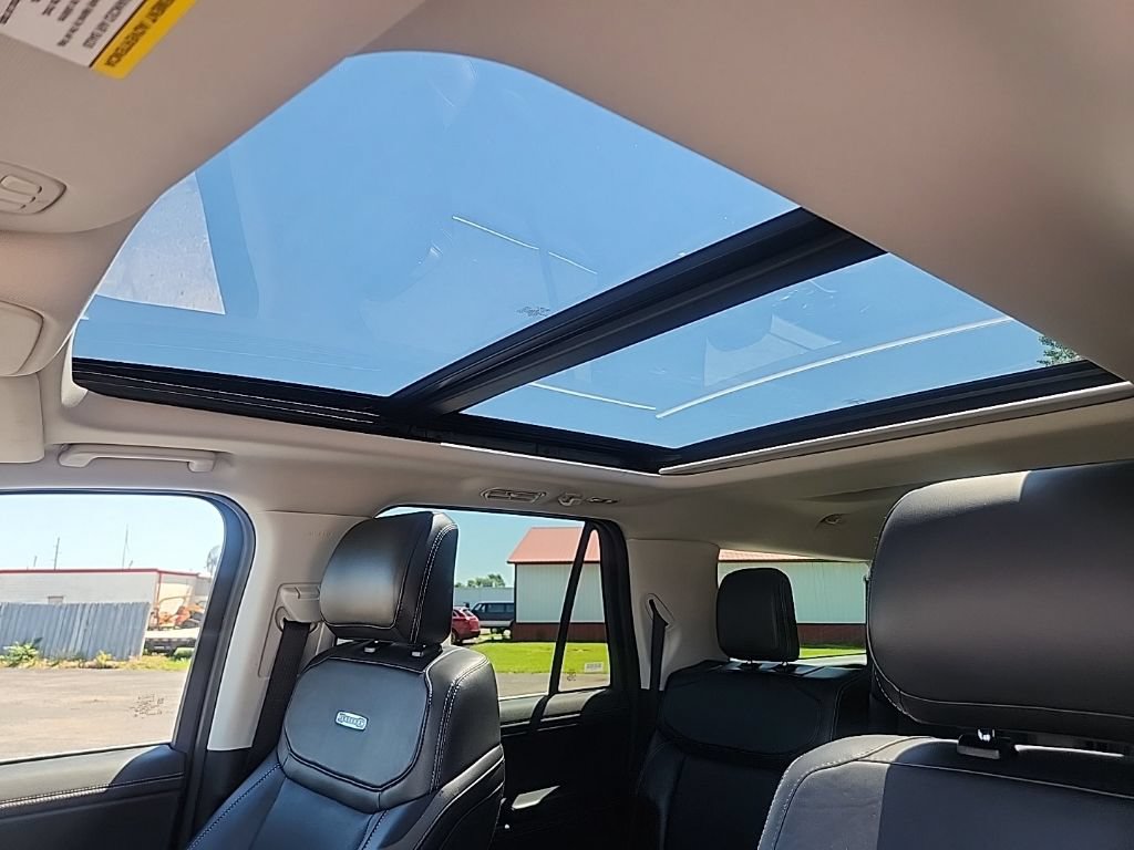 Used 2025 Ford Expedition Max Platinum AWD/4WD image 25
