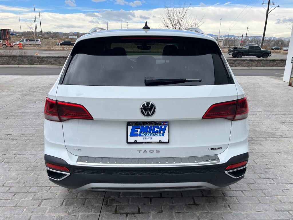 Certified 2023 Volkswagen Taos SE w/ Panoramic Sunroof Package image 6