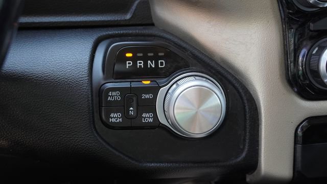 Used 2019 RAM 1500 Laramie image 29