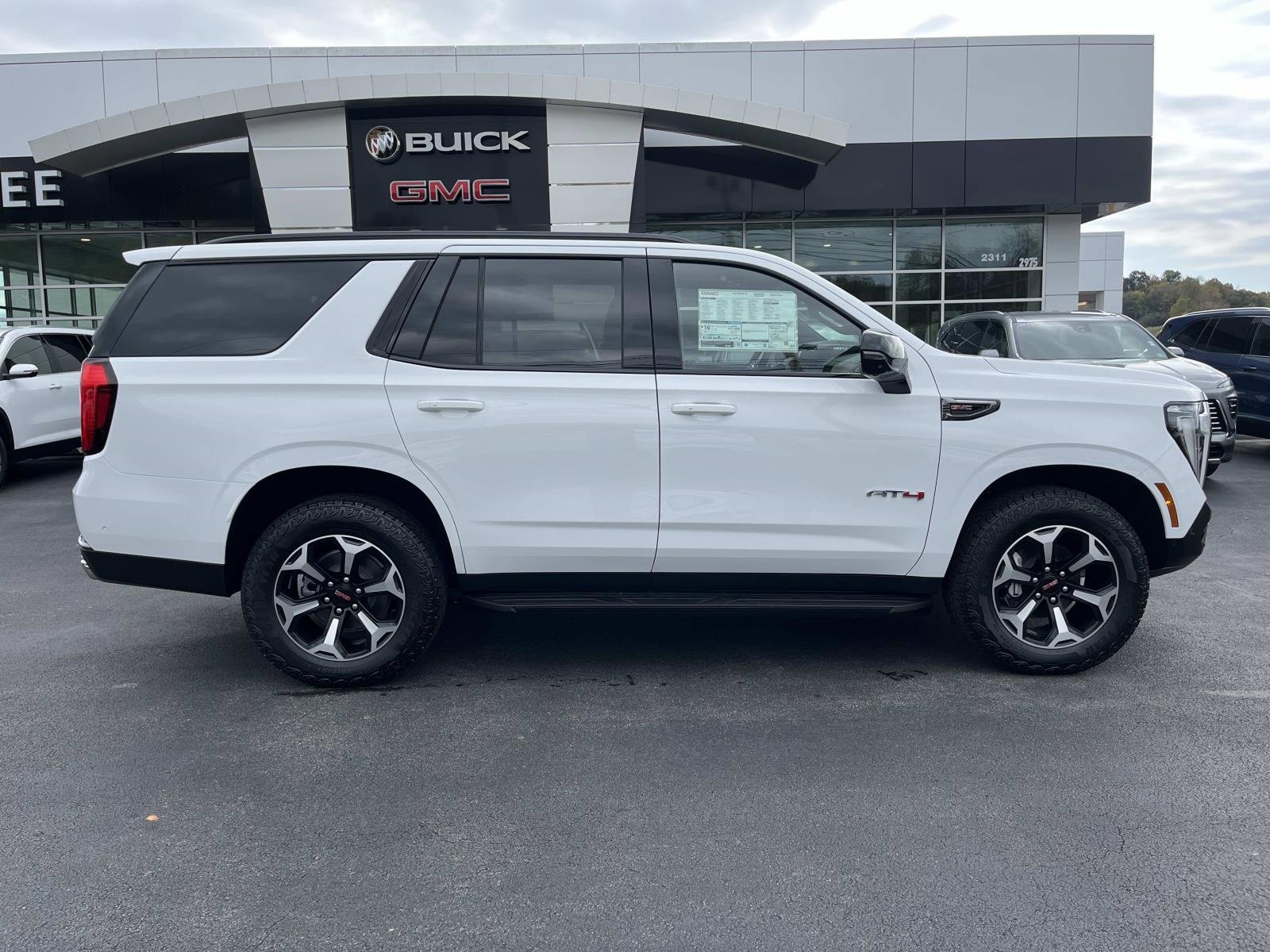 New 2026 GMC Yukon AT4 image 2