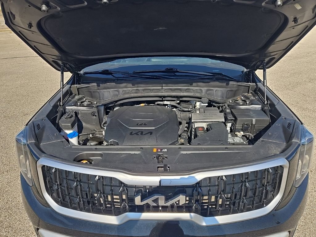 Used 2023 Kia Telluride LX image 26