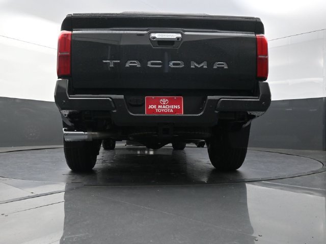 Used 2026 Toyota Tacoma Limited AWD/4WD image 36