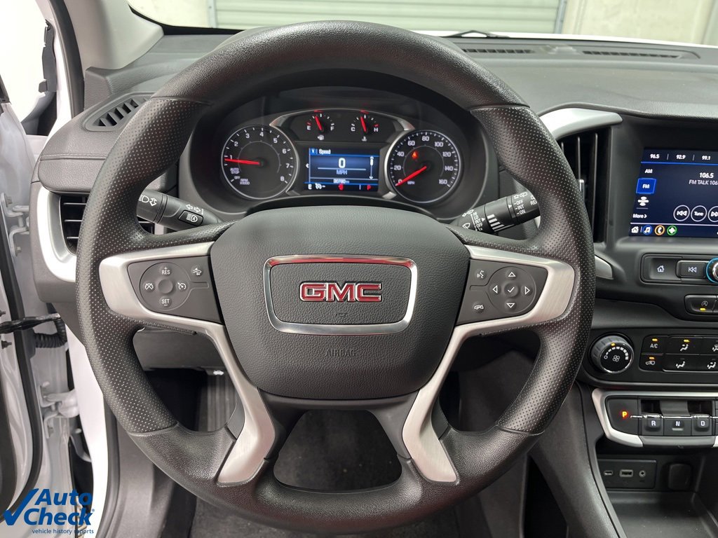 Used 2024 GMC Terrain SLE image 16