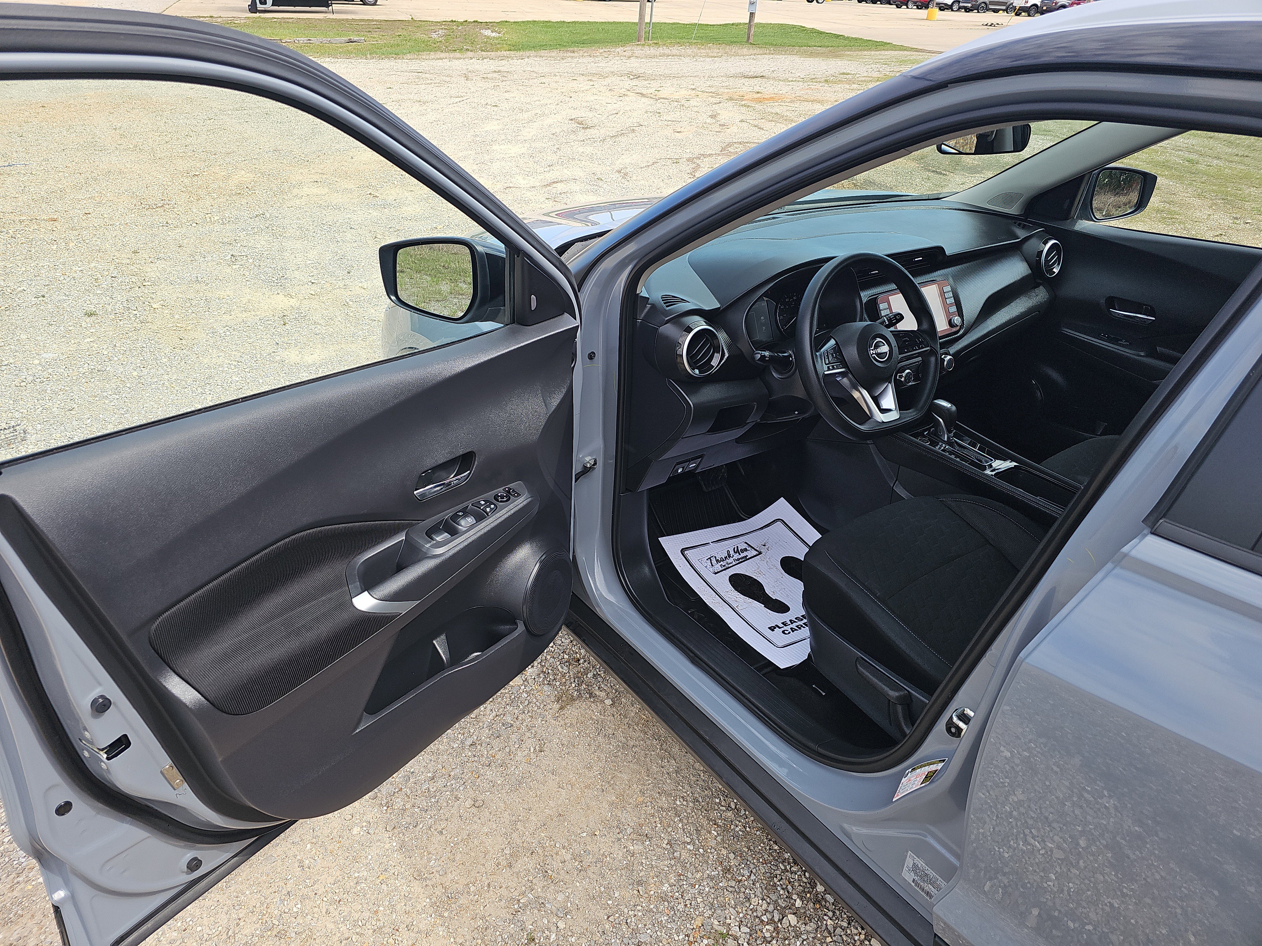 Used 2024 Nissan Kicks SV w/ Exterior Package image 18