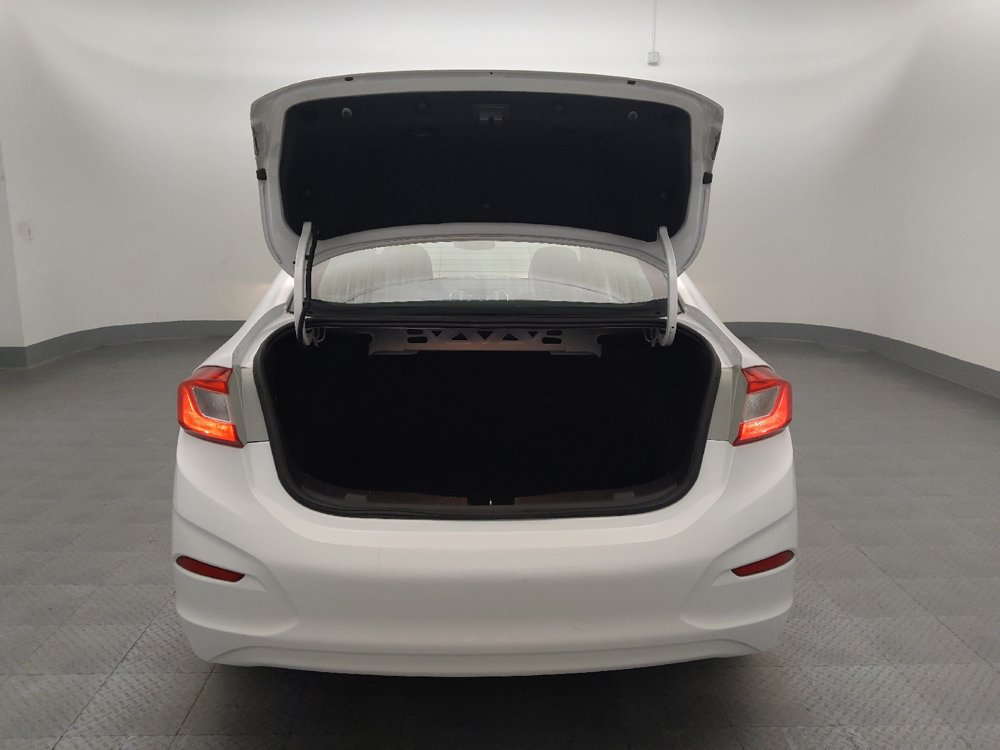 Used 2017 Chevrolet Cruze LT FWD image 29