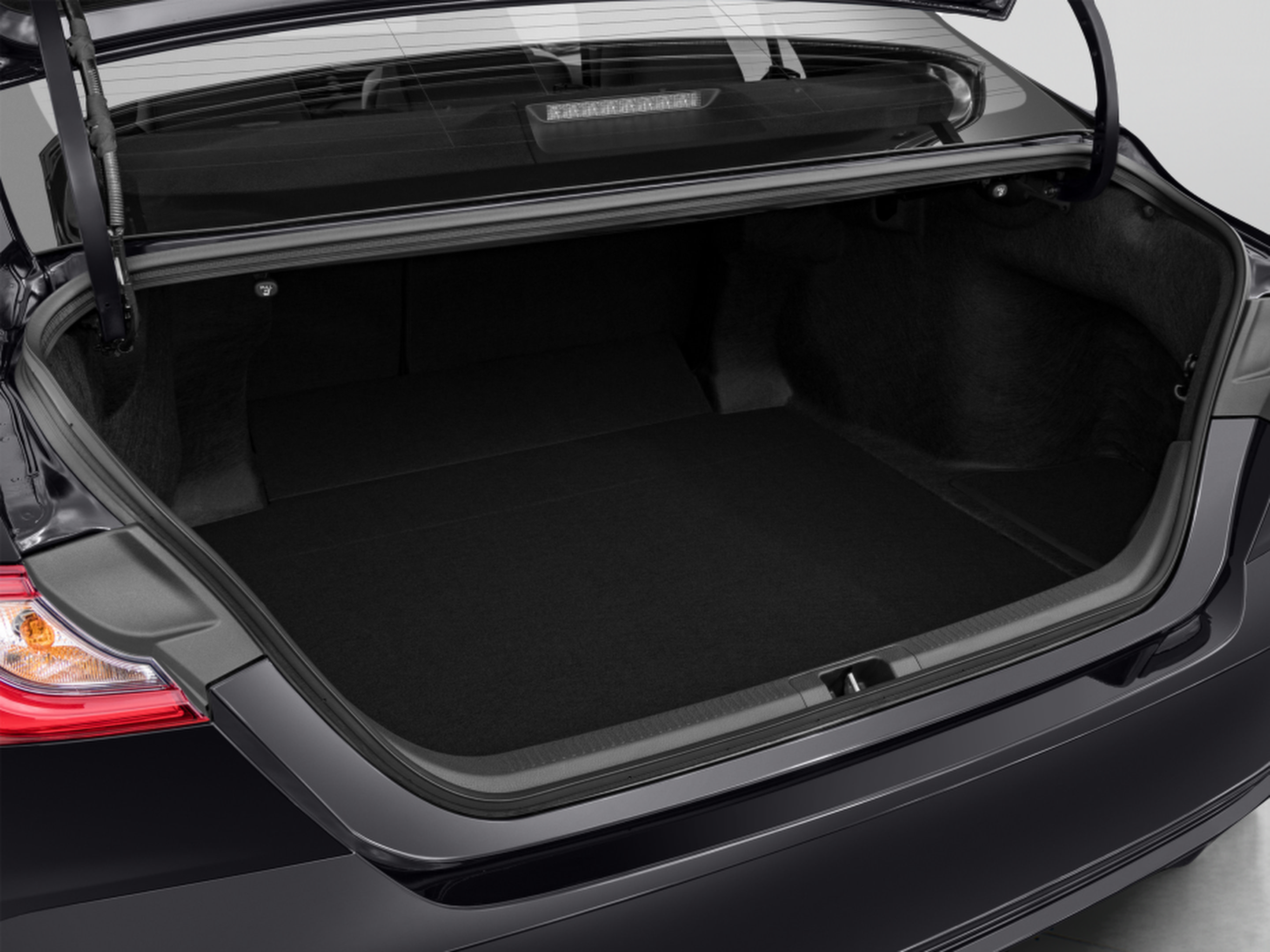 New 2026 Toyota Camry XSE FWD image 32