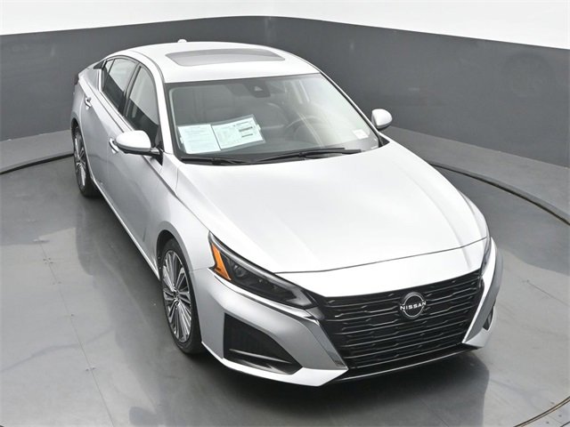 Used 2023 Nissan Altima 2.5 SL image 45