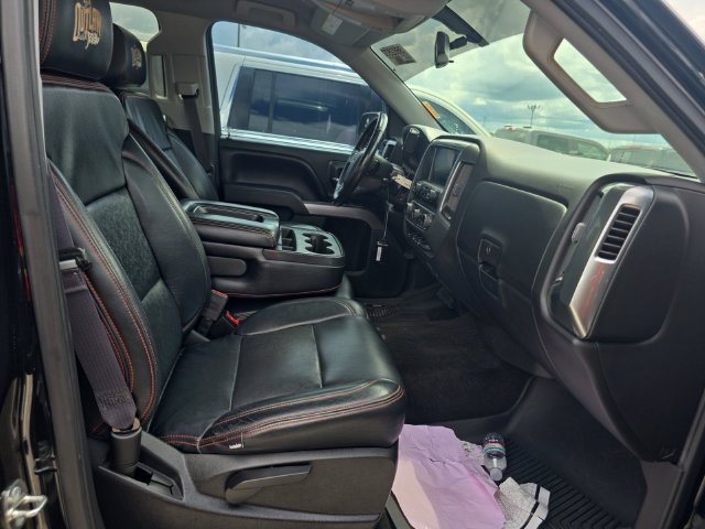 Used 2017 Chevrolet Silverado 1500 LT w/ All Star Edition RWD image 9