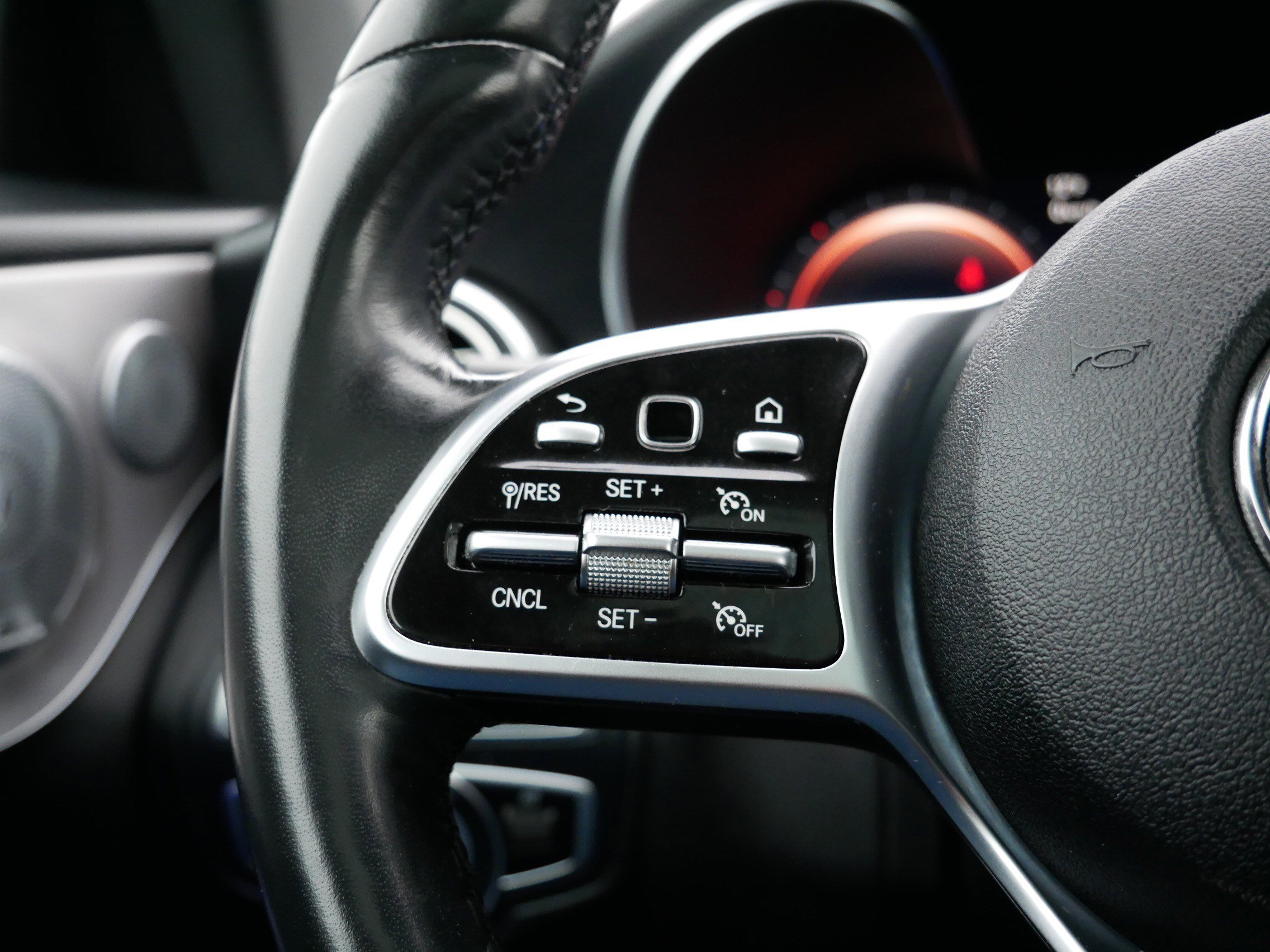 Used 2020 Mercedes-Benz C 300 4MATIC Coupe image 31