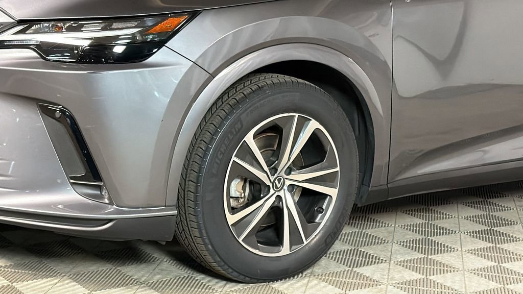 Used 2023 Lexus RX 350 Premium w/ Accessory Package (Z1) AWD/4WD image 4