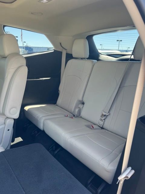 Used 2023 Buick Enclave Essence w/ Experience Buick Package FWD image 28
