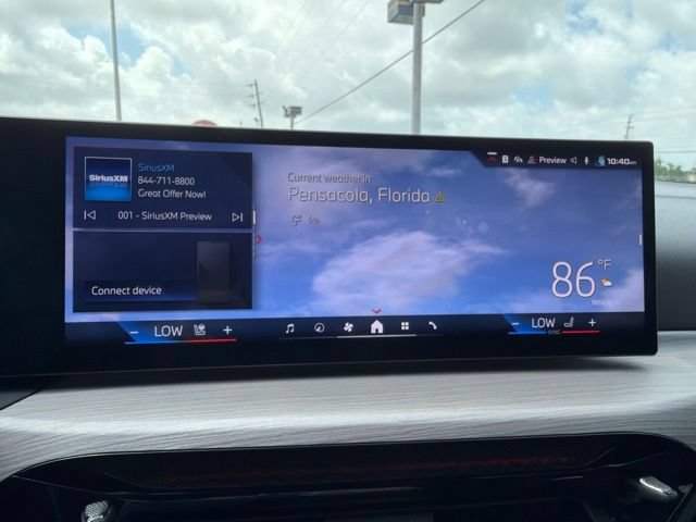 Used 2026 BMW M440i Convertible w/ Premium Package RWD image 23