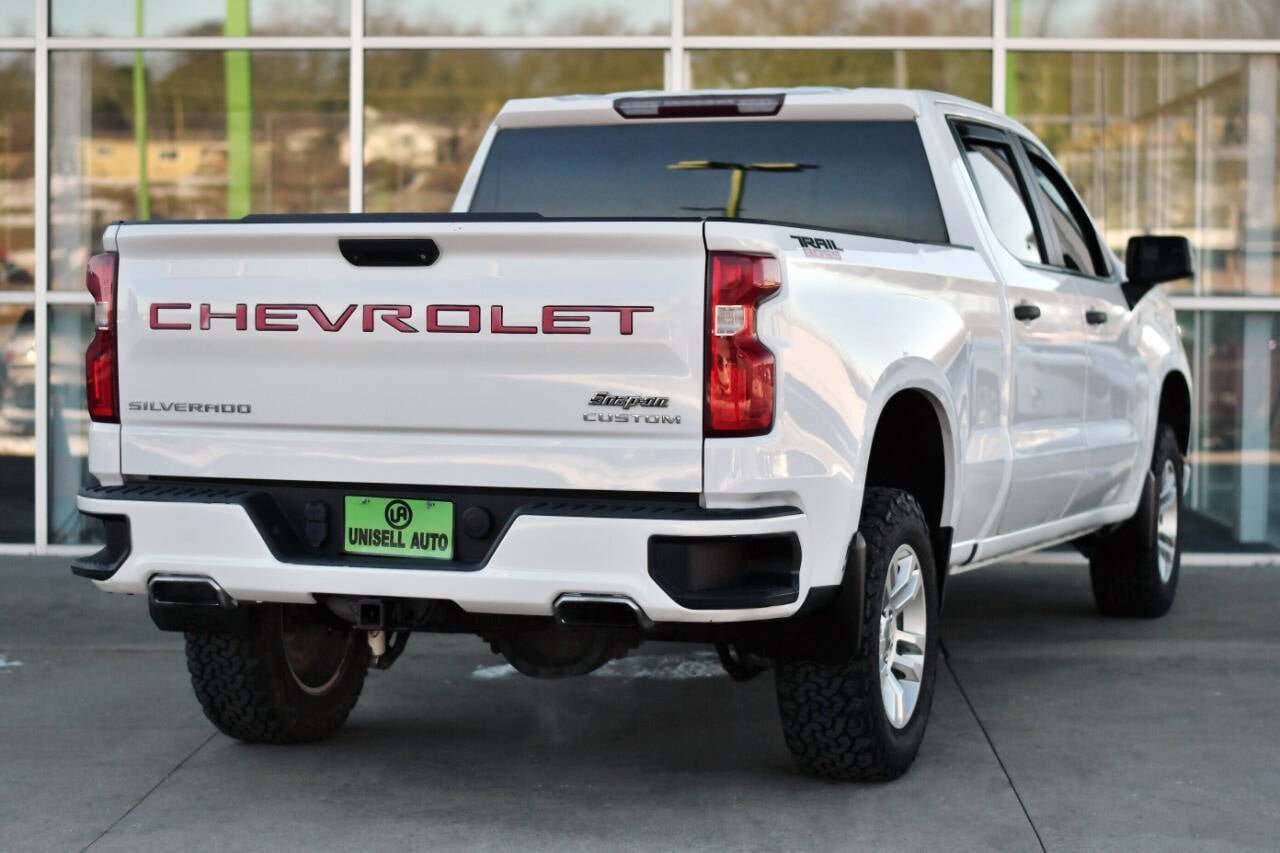 Used 2019 Chevrolet Silverado 1500 Custom Trail Boss AWD/4WD image 8