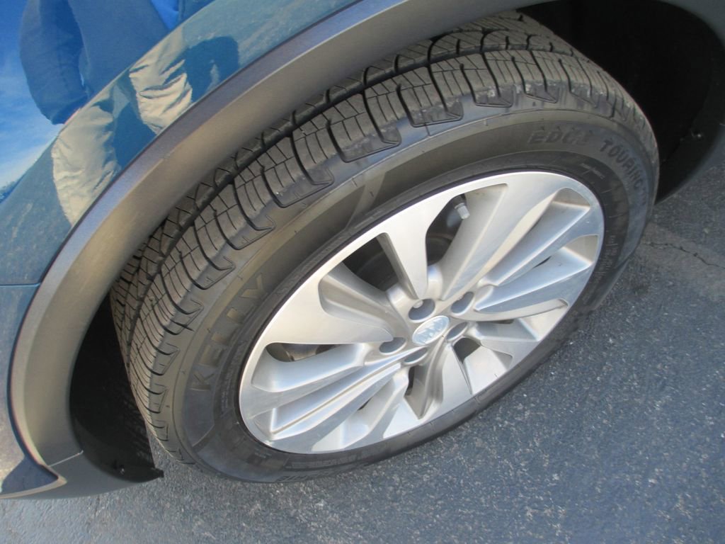 Used 2019 Buick Encore Preferred image 14