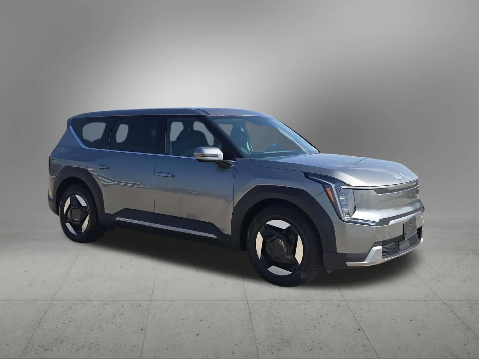 Certified 2024 Kia EV9 Light Long Range image 8