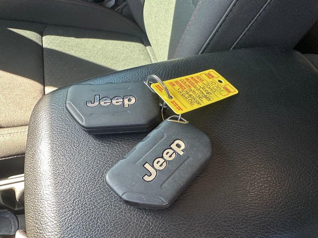 Used 2022 Jeep Wrangler Unlimited Rubicon w/ Cold Weather Group image 8