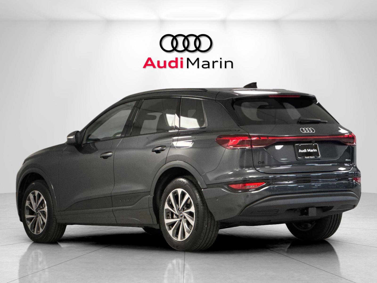 Used 2025 Audi Q6 e-tron Premium Plus AWD/4WD image 3