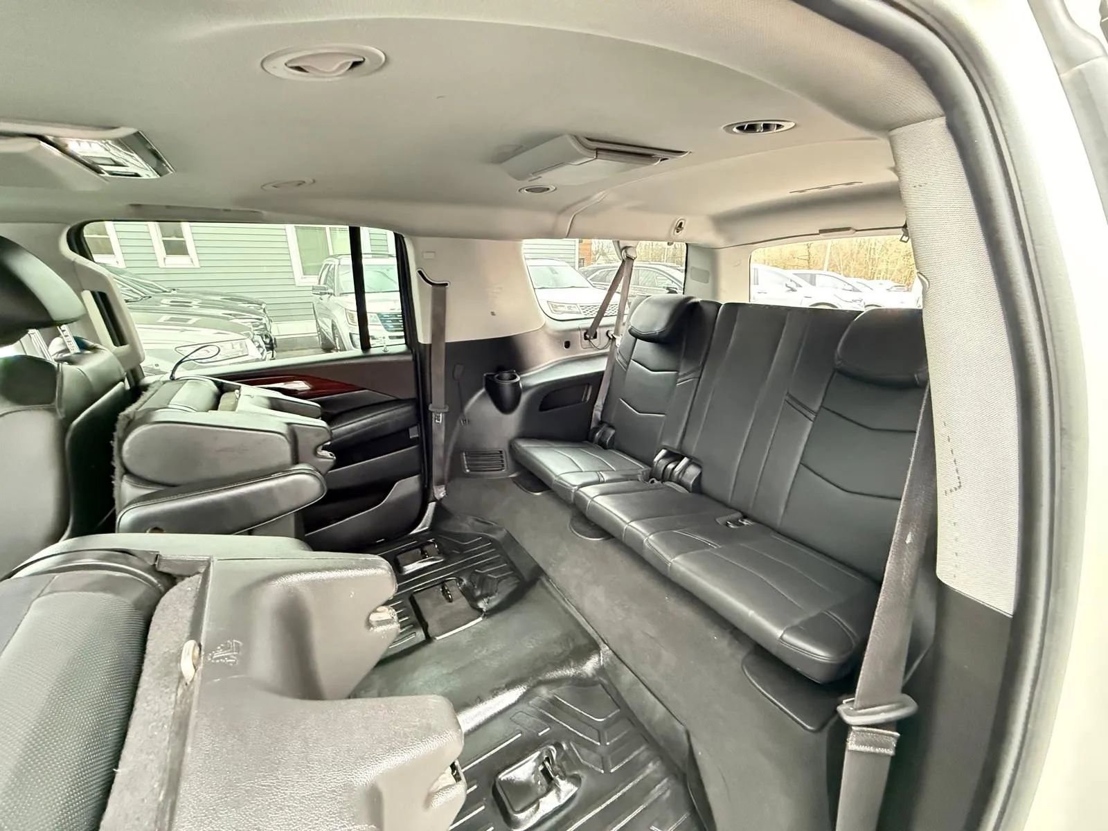 Used 2015 Cadillac Escalade ESV Luxury image 11