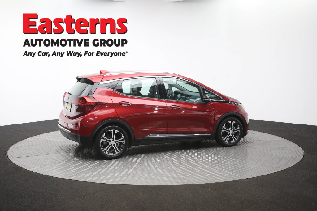 Used 2018 Chevrolet Bolt Premier w/ Driver Confidence II Package FWD image 44