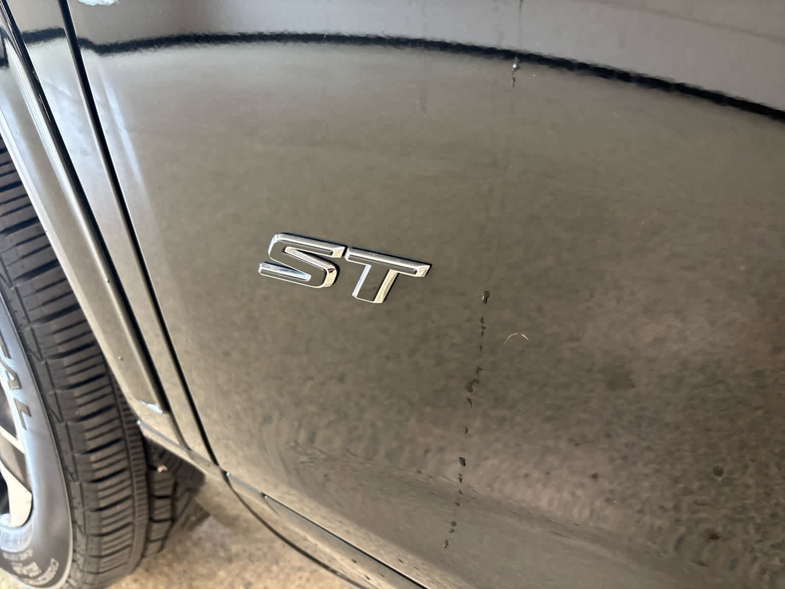 Used 2025 Buick Enclave Sport Touring w/ Power Package FWD image 15