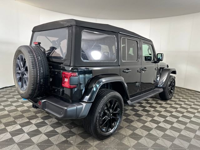 Used 2022 Jeep Wrangler Unlimited Sahara w/ Cold Weather Group image 3