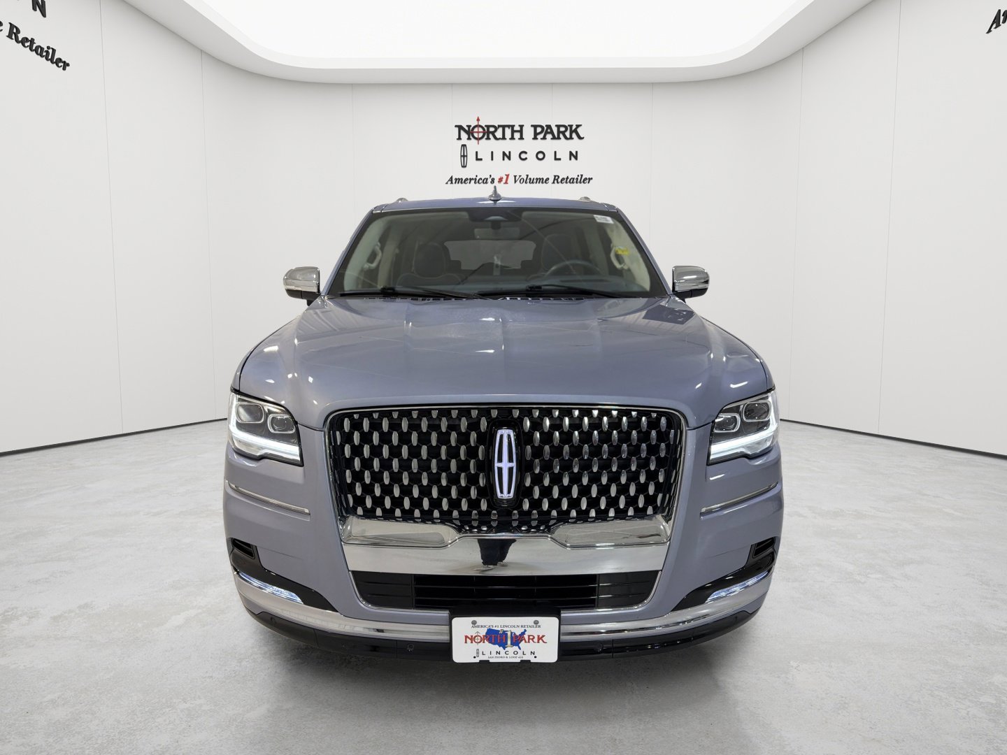Used 2024 Lincoln Navigator L Black Label AWD/4WD image 33