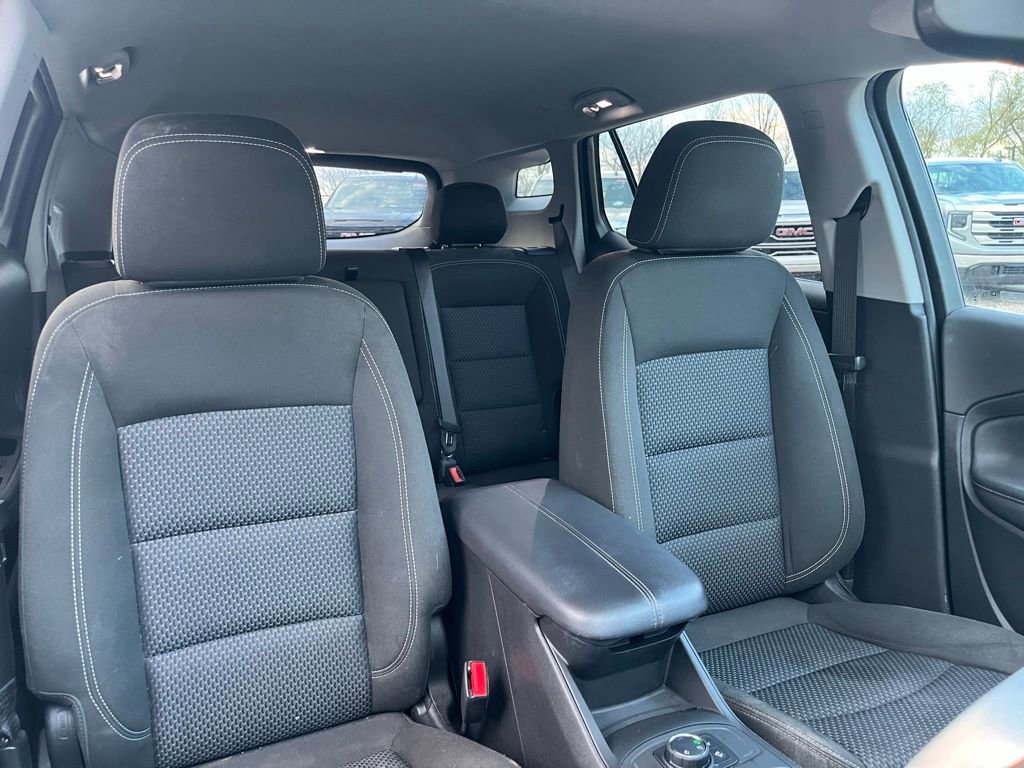 Used 2023 GMC Terrain SLE AWD/4WD image 36