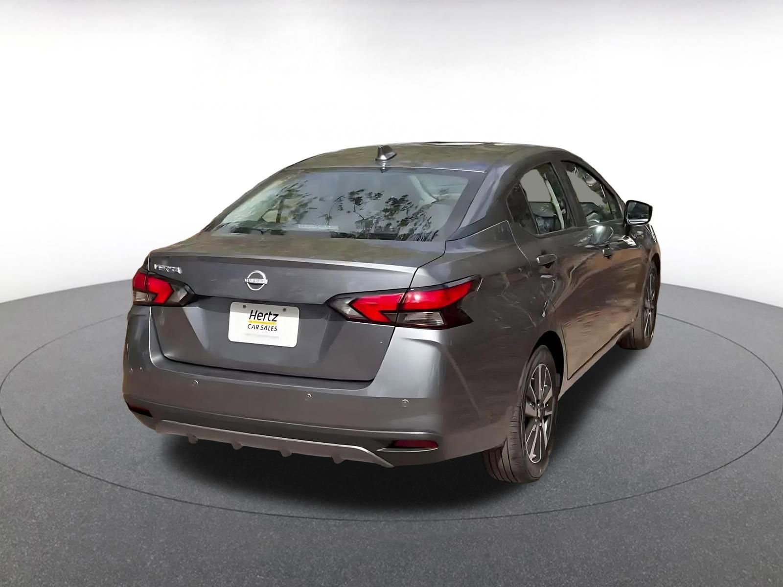Used 2025 Nissan Versa SV FWD image 14