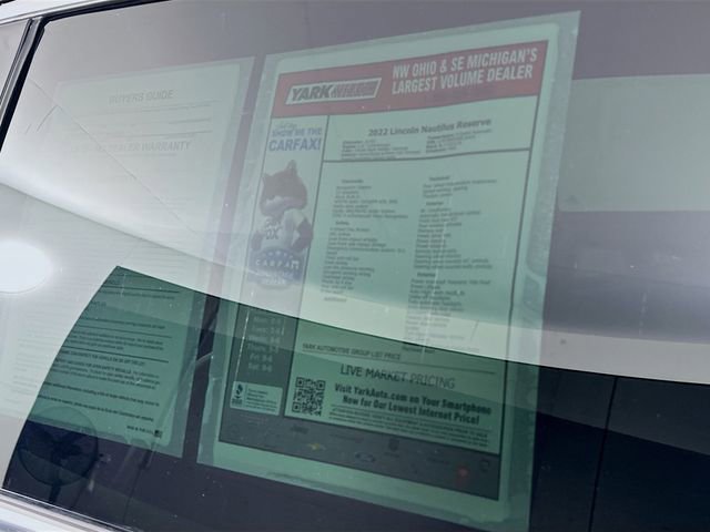 Used 2022 Lincoln Nautilus Reserve w/ Equipment Group 201A image 11