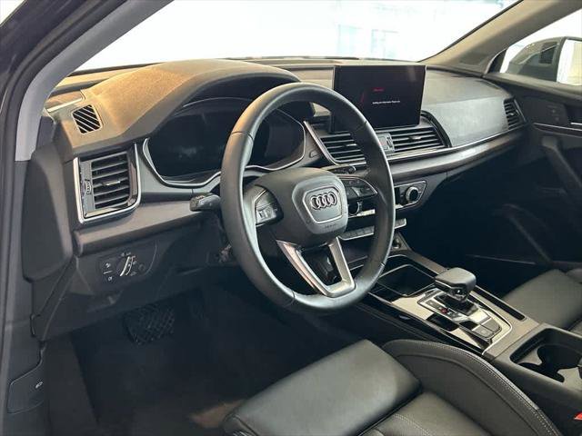 Certified 2025 Audi Q5 2.0T Premium Plus image 9