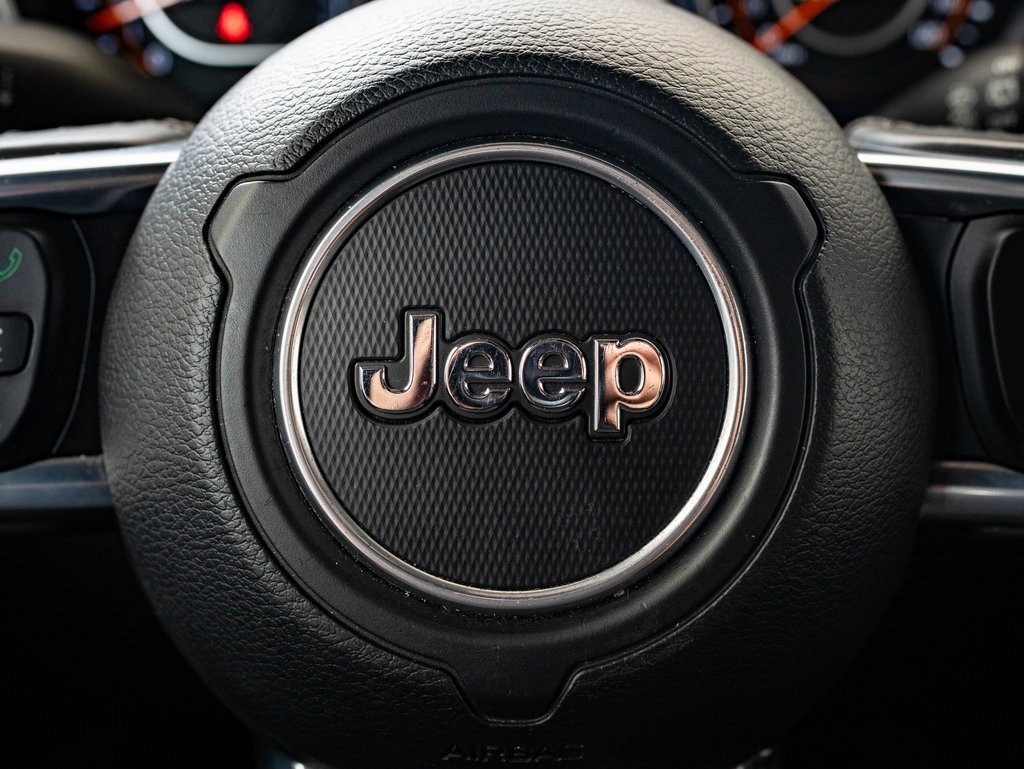 Used 2020 Jeep Wrangler Unlimited Sahara image 27