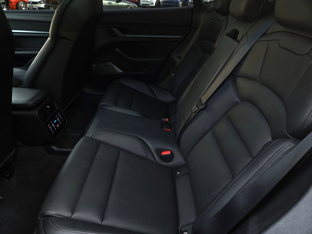 Used 2022 Porsche Taycan Turbo S w/ Premium Package image 16