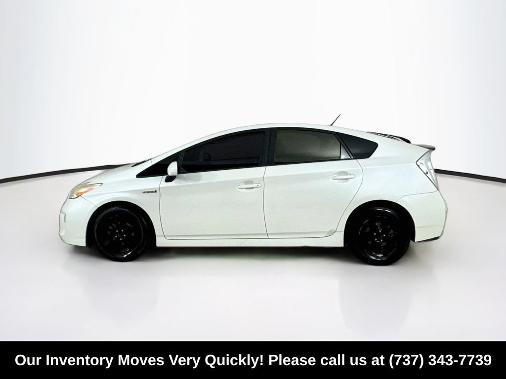 Used 2015 Toyota Prius Two FWD image 4