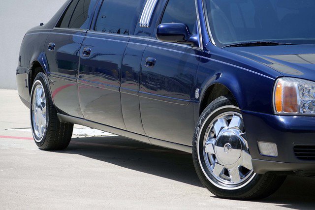 Used 2001 Cadillac De Ville Limousine FWD image 35