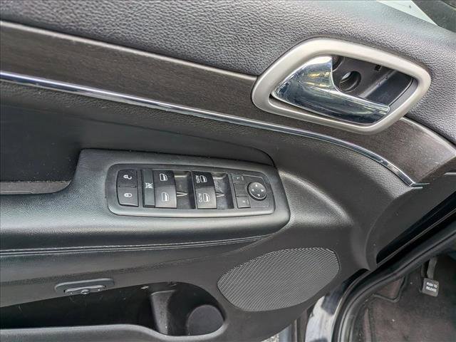 Used 2018 Jeep Grand Cherokee Limited w/ Luxury Group II image 14