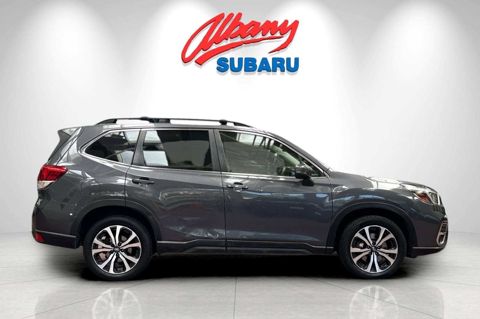 Used 2020 Subaru Forester Limited w/ Popular Package #3 AWD/4WD image 3