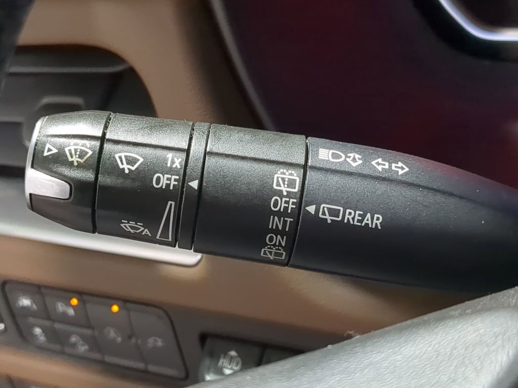 Used 2021 Chevrolet Suburban High Country w/ Premium Package image 42